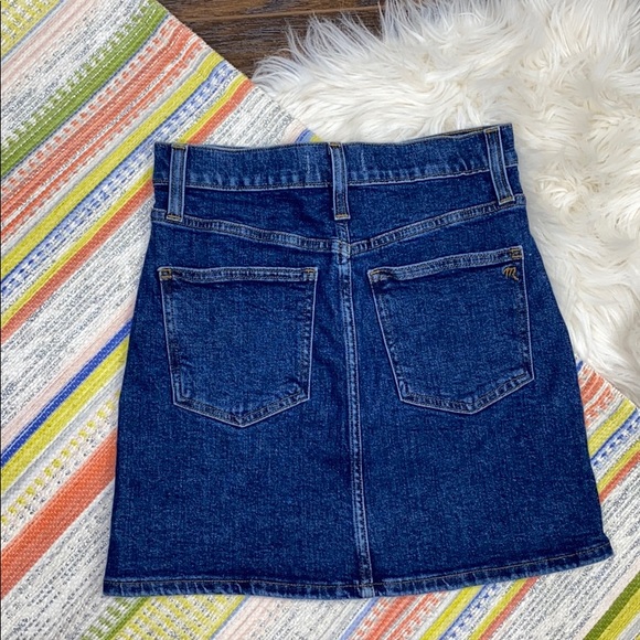 Madewell button down stretch denim skirt - Picture 4 of 5